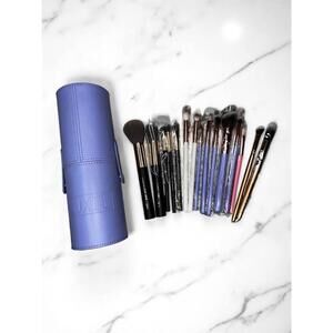 NEW Assorted Luxury Brand Makeup Brushes Bundle